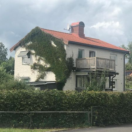2 Rum Och Koek Pa Faerjestad Karlstad Zewnętrze zdjęcie