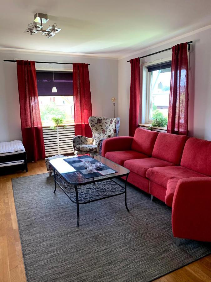 2 Rum Och Koek Pa Faerjestad Karlstad Zewnętrze zdjęcie